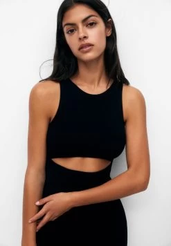 PULL & BEAR Long Cut Out - Etui-Jurk - Black 8 PULL & BEAR Long Cut Out - Etui-Jurk - Black -PULL BEAR Winkel f5bec185558b485eb1461adb8ffcb4c8