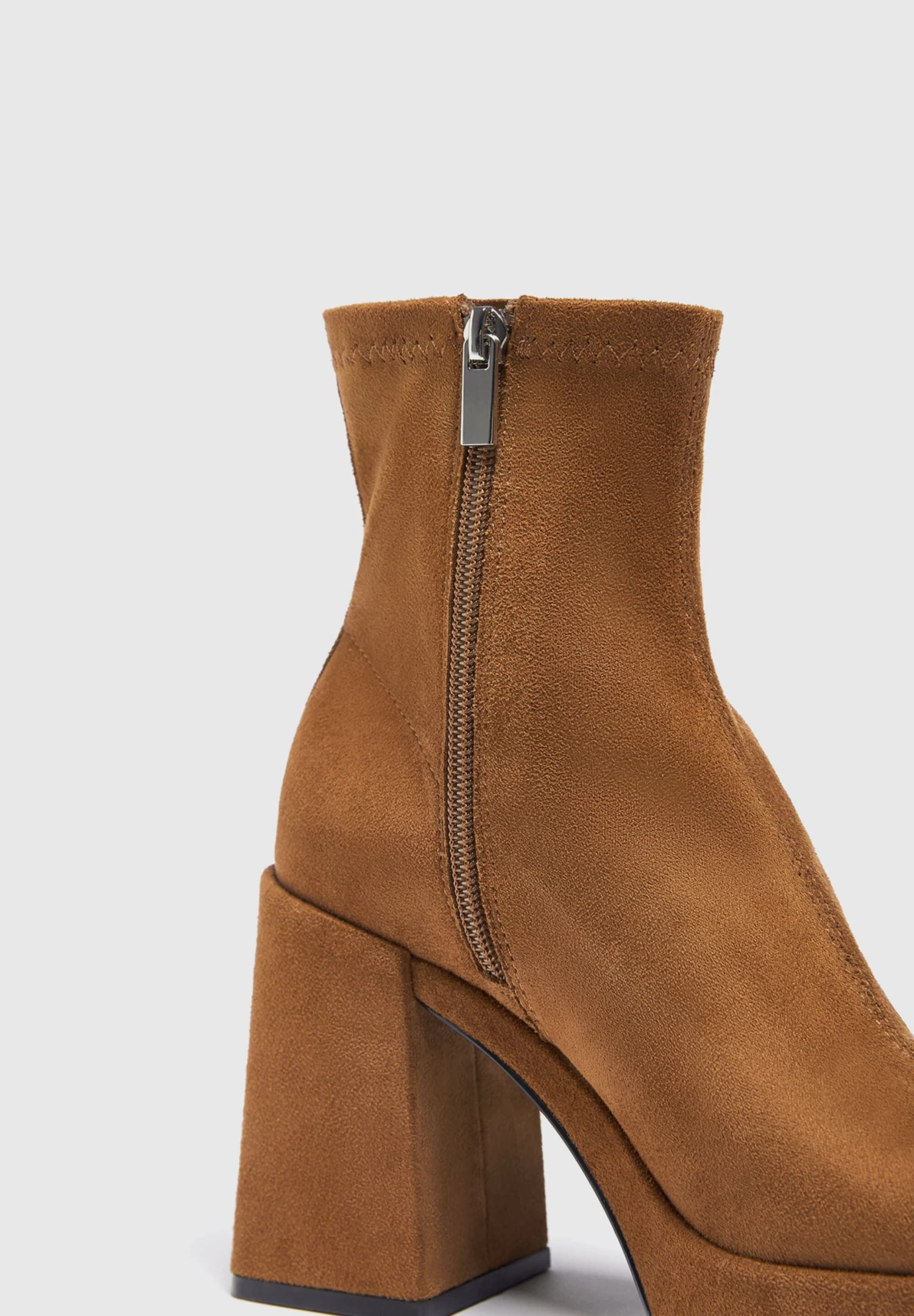 PULL & BEAR Enkellaarsjes Met Plateauzool - Brown 5 PULL & BEAR Enkellaarsjes Met Plateauzool - Brown - Afbeelding 5