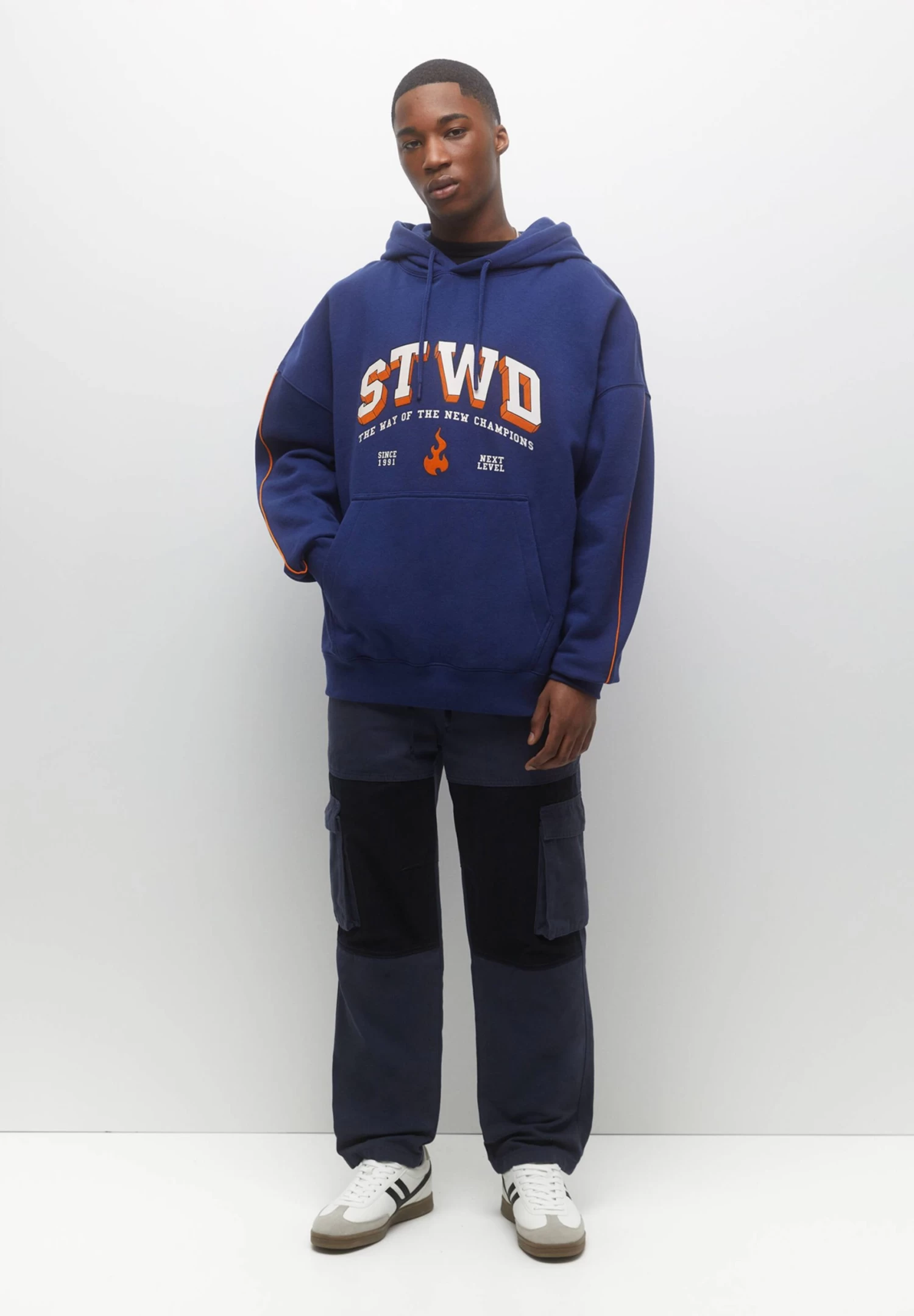 PULL & BEAR Stwd- Hoodie - Blue 2 PULL & BEAR Stwd- Hoodie - Blue - Afbeelding 2